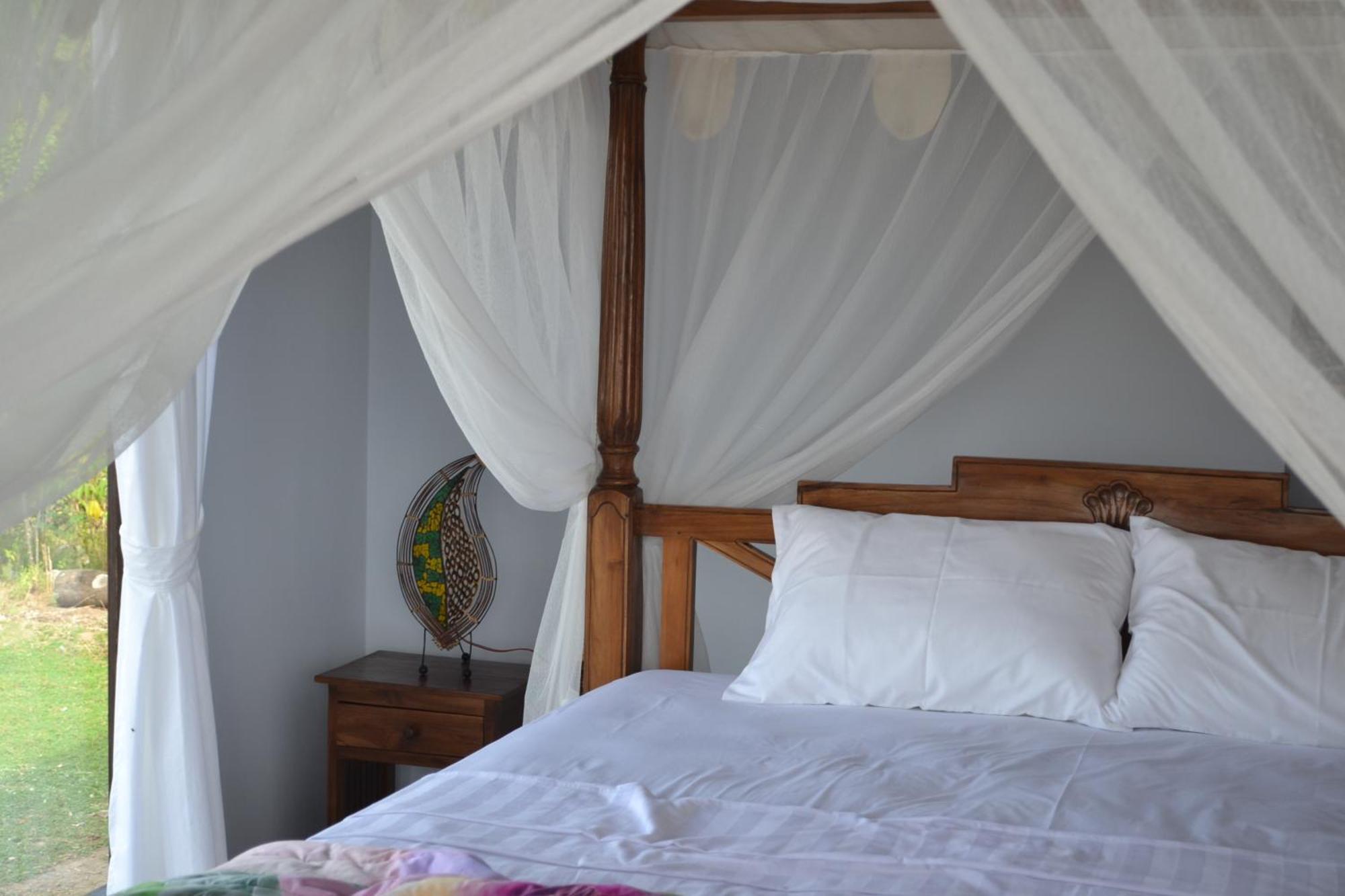 The Bbq Guest House Amed  Ngoại thất bức ảnh