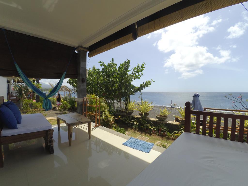 The Bbq Guest House Amed  Phòng bức ảnh